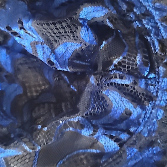 Avidlove Blue and Black 3-Piece Bra, Garter, and G-String Sexy Lace Lingerie, L - Picture 14 of 15